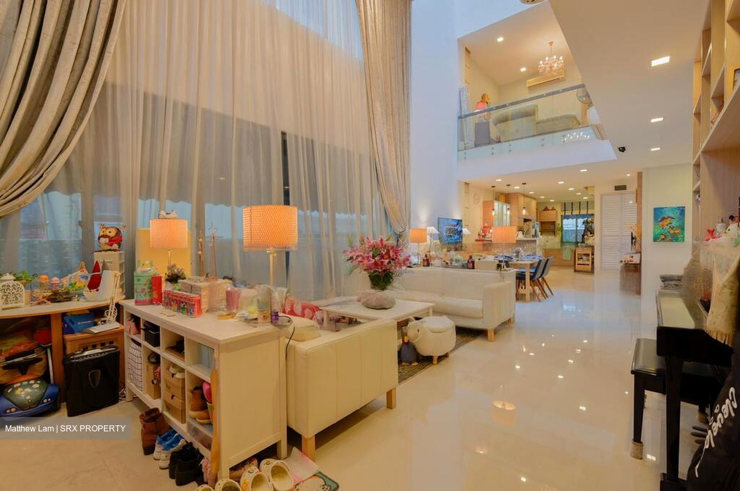 Inggu 6 (D27), Terrace #453420921